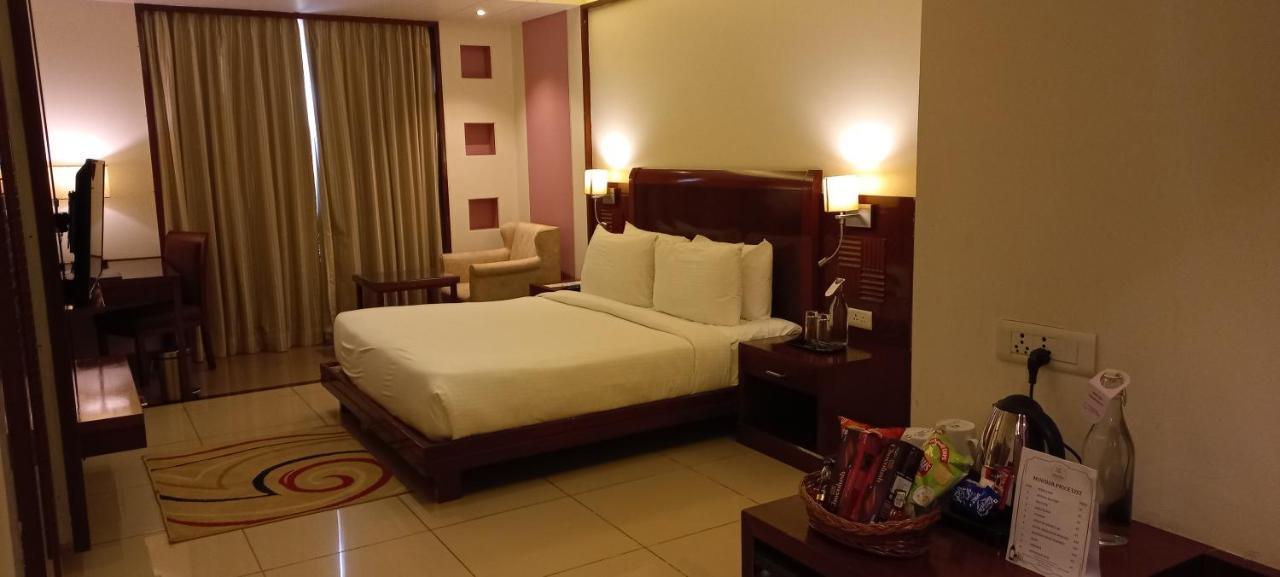 Royal Orchid Central, Shimoga Exterior foto