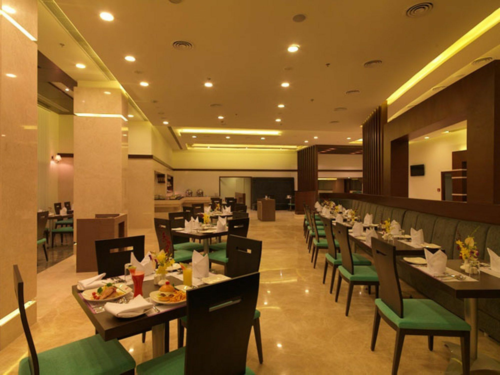 Royal Orchid Central, Shimoga Restaurante foto